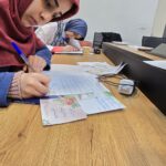 برگزاری کلاس خوشنویسی با دانشمندان، نخبگان و کارکنان پژوهشگاه سلولهای بنیادین رویان - کلاسهای سازمانی خوشنویسی نوین تحریر